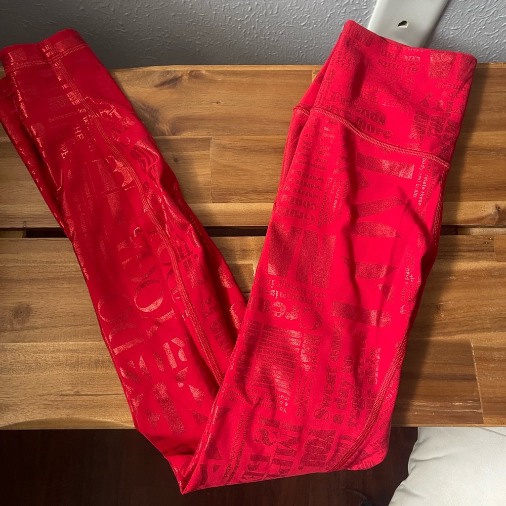 Red holiday reversible leggings 28’